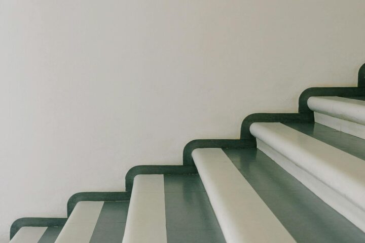 Rust in huis slimme aanpassingen die elke verdieping weer zorgeloos maken